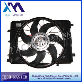 السيارات 2045000293 OEM محرك مشعاع التبريد مروحة DC 12V الجمعية W204 مرسيدس W212