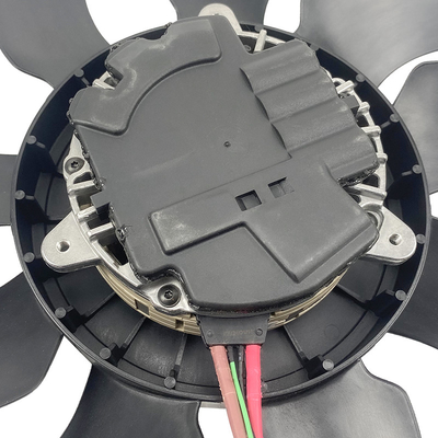 تجميع مروحة رادياتور السيارة لشركة أودي Q7 2016 OEM 8W0959455b أجزاء نظام التبريد الفعال
