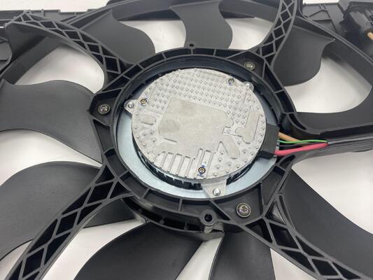 مروحة رادياتور التبريد الكهربائية للفولكسفاغن ملفوليفان 850W 7E0121205B 7E0121205J